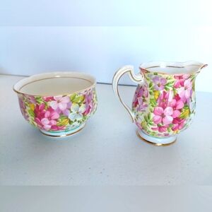 RATE Royal Standard Virginia Stock Fine Bone China Mini Sugar Bowl & Creamer Set